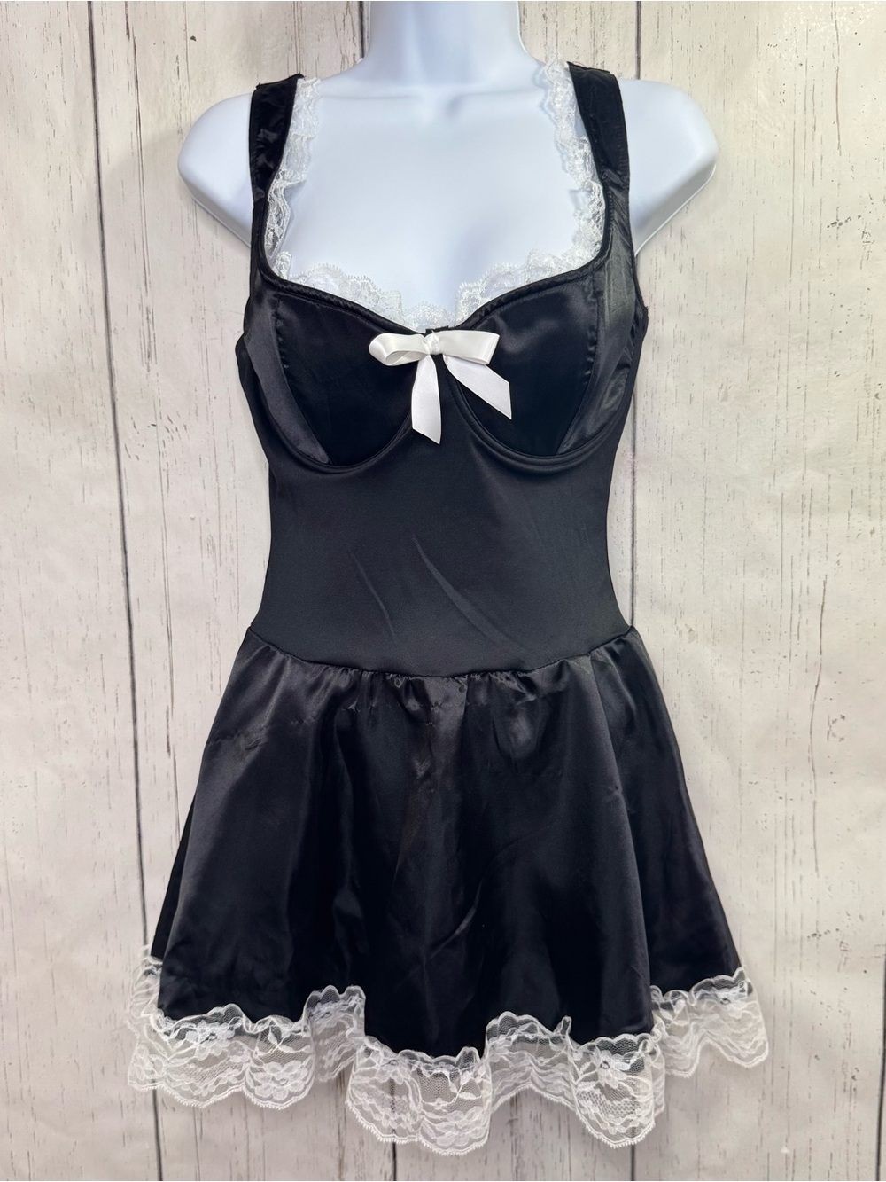 Frederick’s of Hollywood Black Lace Babydoll M Coquette Y2K Lingerie Balletcore